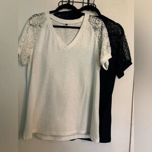 Amazon Lot of‎ Womens L Tops White Navy 95/5 Rayon/Polyester V-Neck Short Sleeve